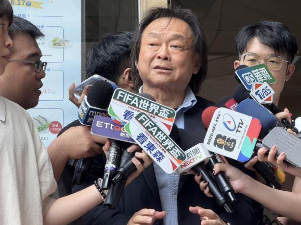 就在刚刚，台“民进党立委”王世坚发表声明，6月5日，针对上海小熊猫今日抵