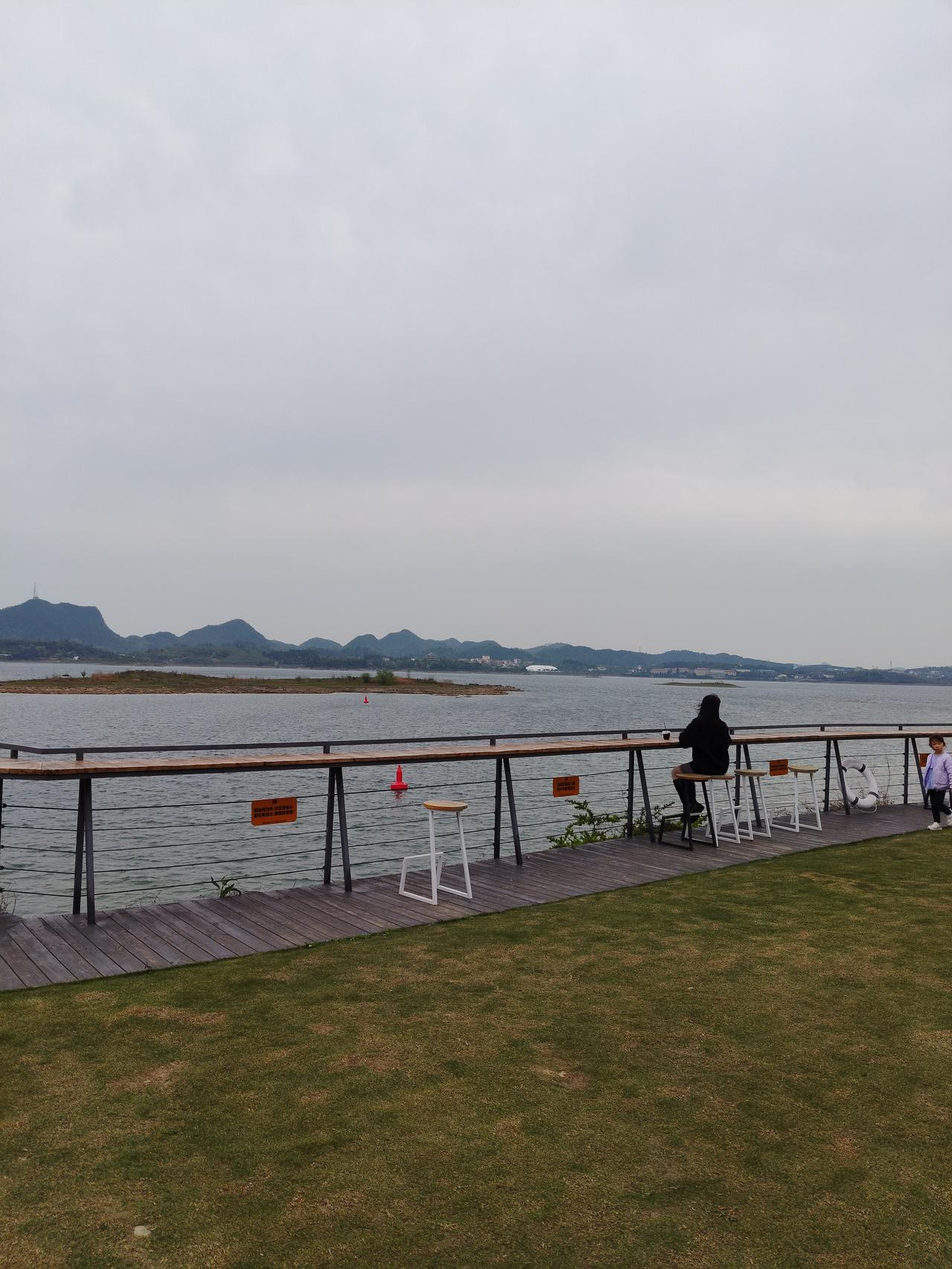 A股散户五大绝望！每一件都在耗尽耐心1，融券做空，机构手握融券肆意砸盘，散户