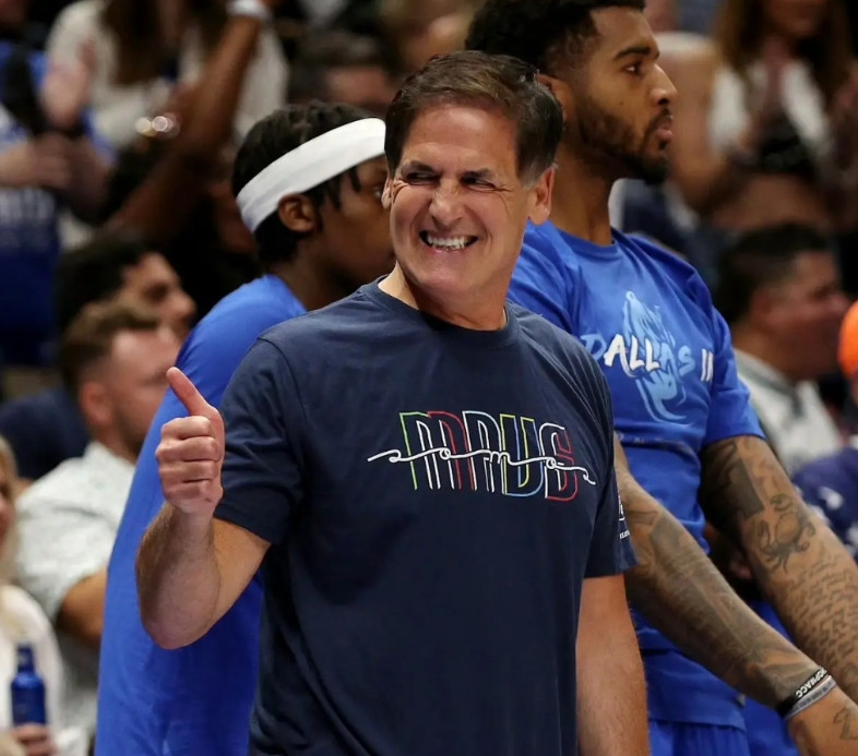 真讽刺！库班重新掌权了！据权威媒体SportsIllustrated报道：