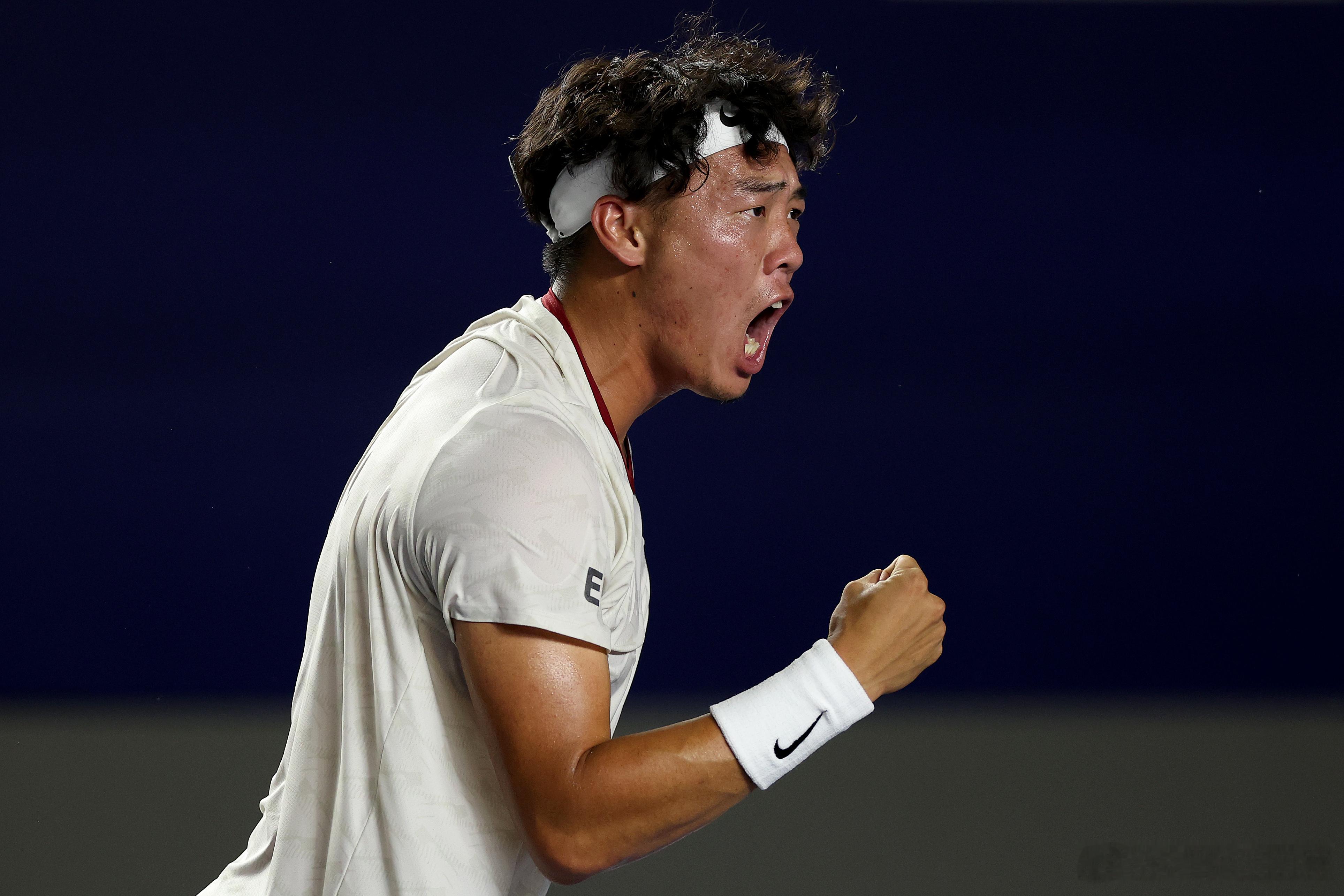 黄泽林晋级资格赛决胜轮ATP1000辛辛那提大师赛资格赛首轮，中国香港选手黄泽