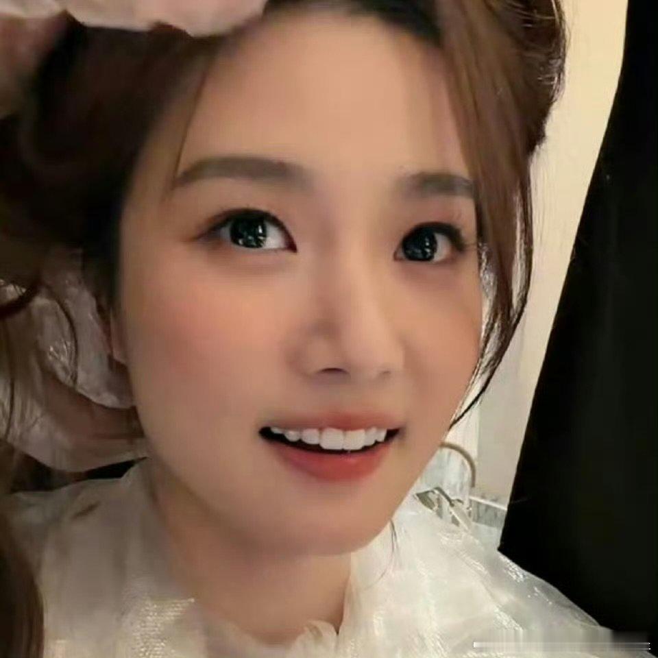 卢昱晓我只能跳LV粉丝说chachanel，卢昱晓我只能跳LV哈哈哈哈哈