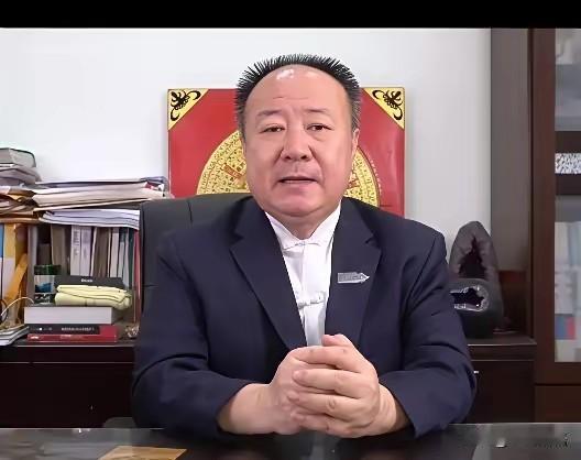 台湾风水大师谢沅瑾说：人生无非妻财子禄寿其中妻和禄，是定数，难以改变而财、