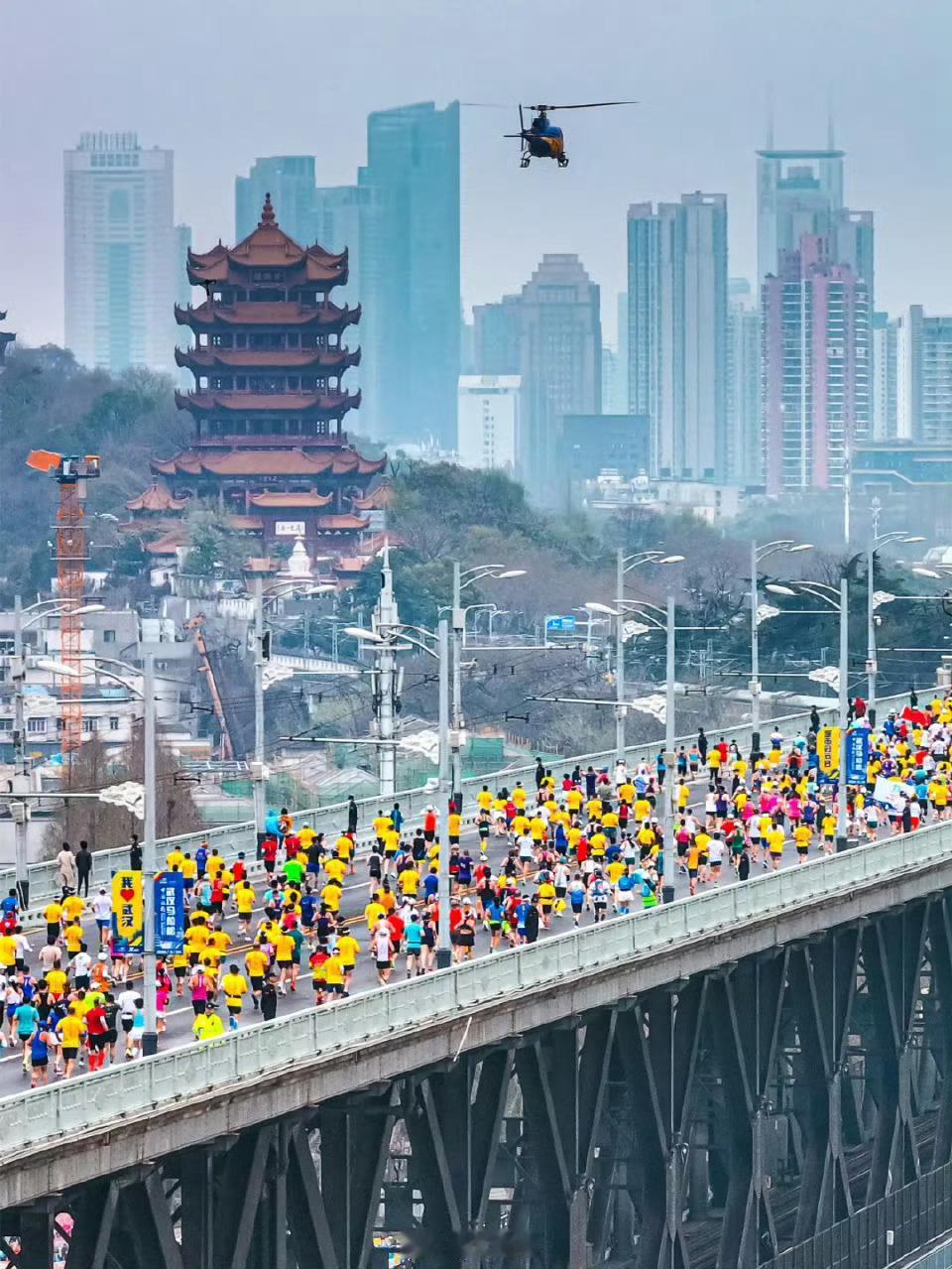 全马终点调整为青山江滩！2026汉马将于3月22日鸣枪起跑！12月12日，2