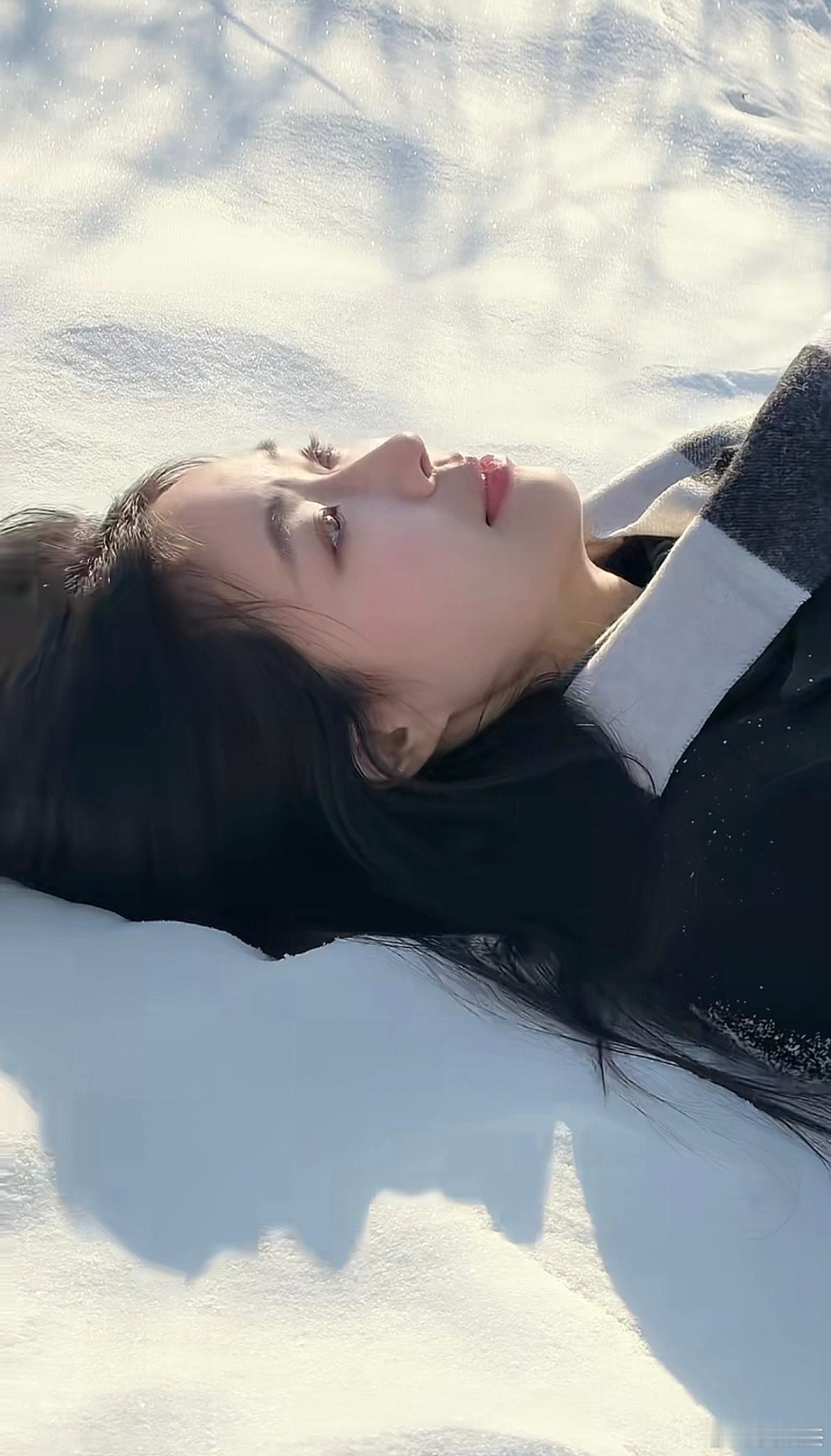 如果把手机横过来看，更惊艳！