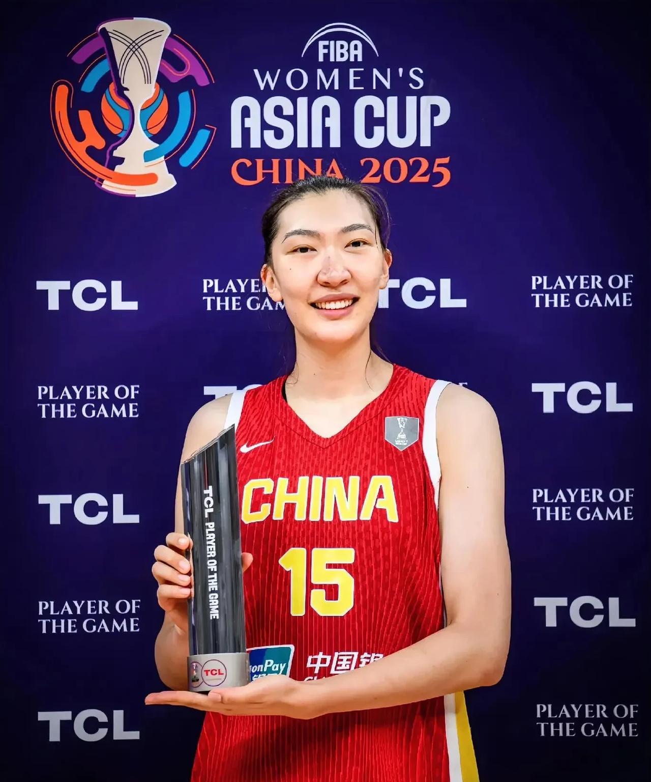 亚洲杯小组赛，中国女篮以91:69狂胜韩国女篮，一战打出来3位出彩球员。一、1