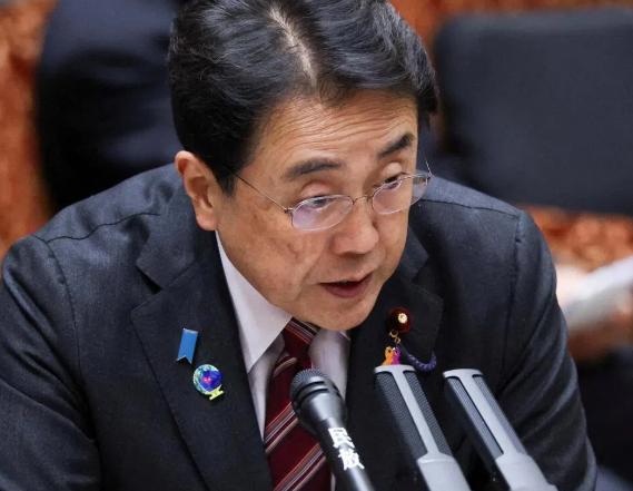 中日关系将解冻？日本将派经济产业部长到访中国！4月25日，根据日媒报道，日媒称，