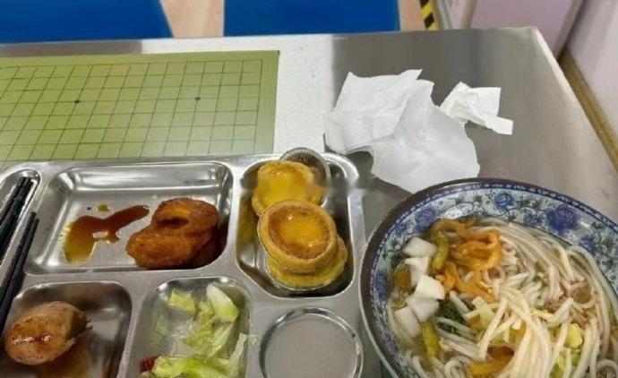 被体制内食堂阿姨说了，好尴尬