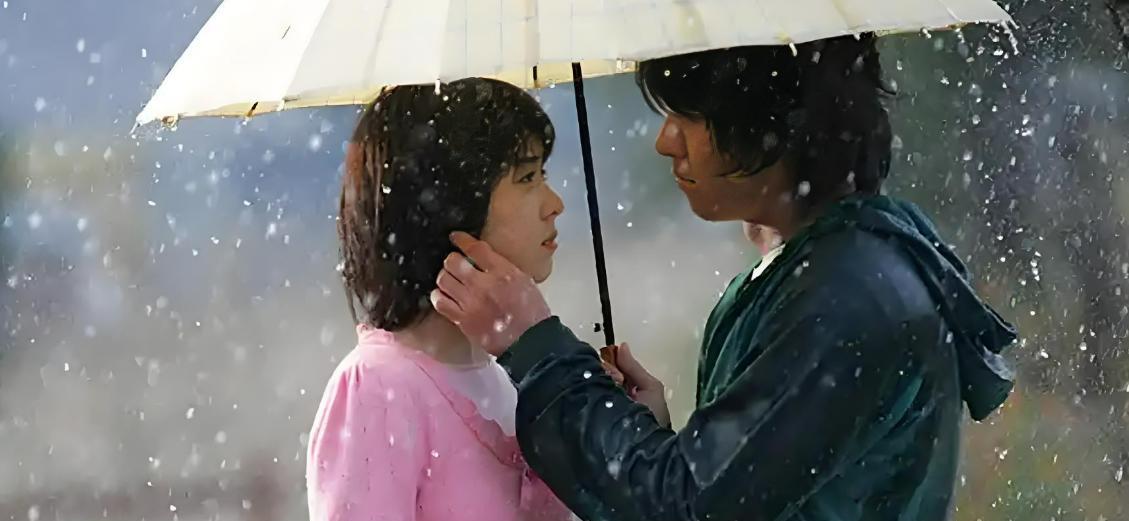 男人搞定女人最快的方法，从古至今从未改变。女人一般喜欢两类男人，一类是高大帅气