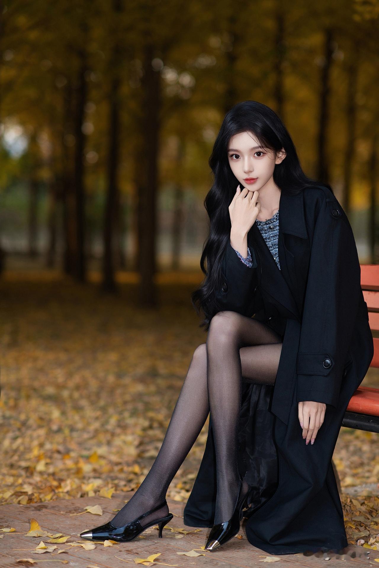 女生想要穿搭时尚有品味，有些小心机得掌握。上周同学会，小美白衬衫配阔腿裤惊艳全场