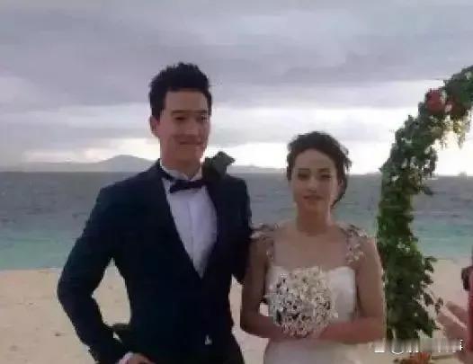 吴莎对刘翔的包容是实打实的。刘翔与葛天闪婚闪离后回头找她，她毫不犹豫嫁了。吴莎自