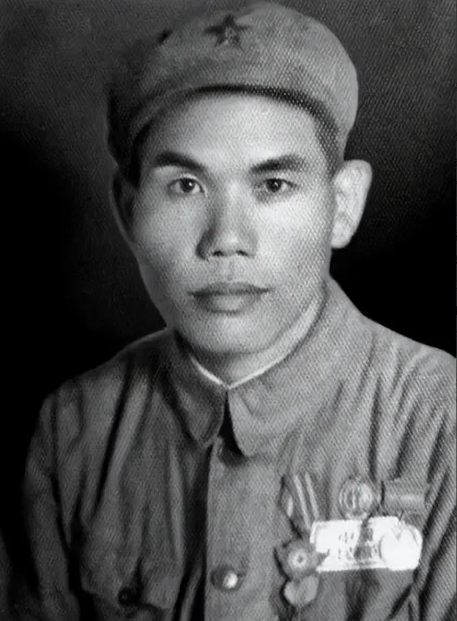 1955年，四野资深旅长王化一，得知授少校军衔，转身对组织干事，苦笑道：“太丢脸