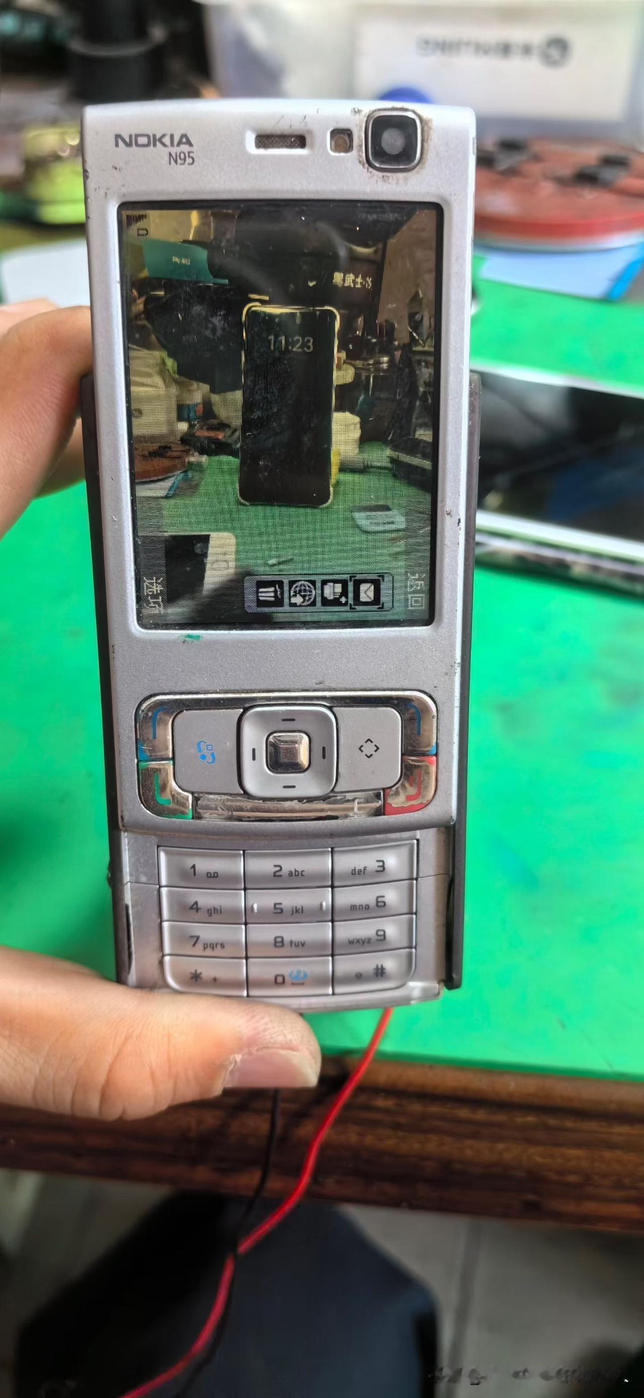 还记得它吗？一代经典n95？有没引起你们的回忆[大笑]