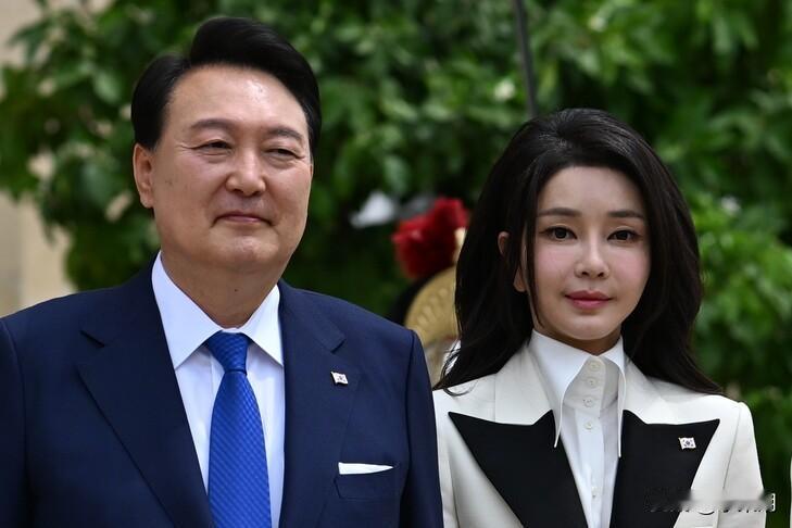 电影都不敢这么演尹锡悦被捕后，三名高官相继自杀2026年5月6日凌晨，首尔高