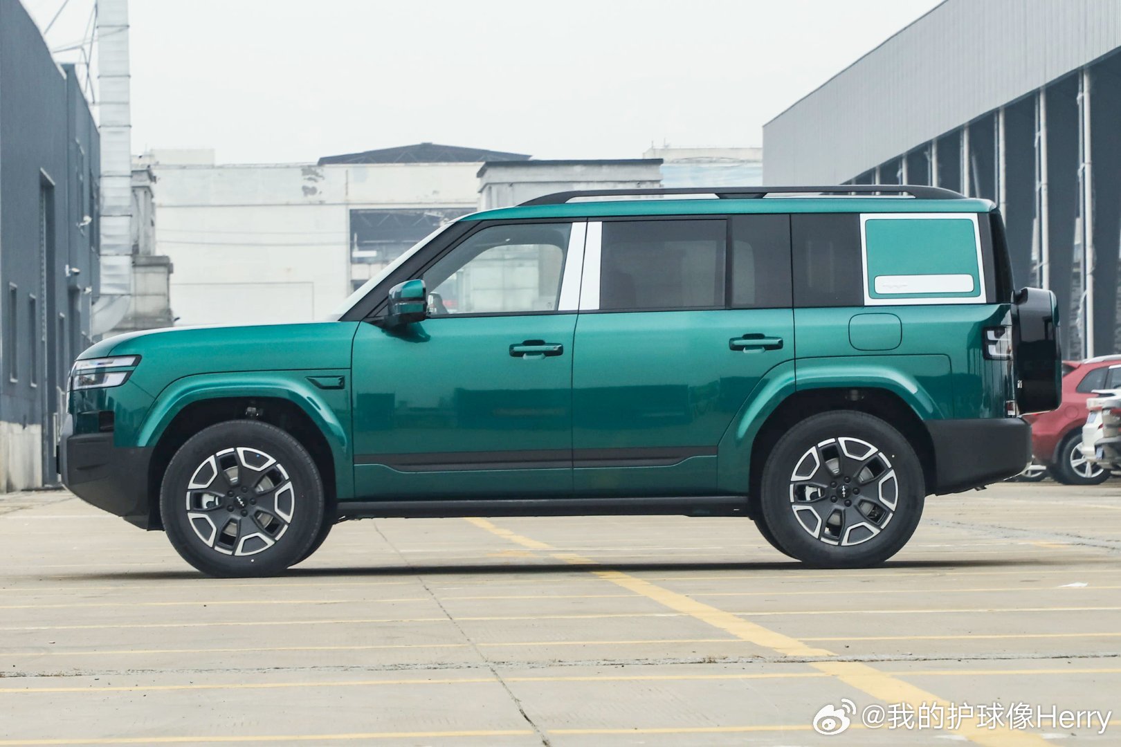 11月，方程豹钛7再卖2万多台。方程豹钛7的热销态势还在延续，只能说它对用户的吸