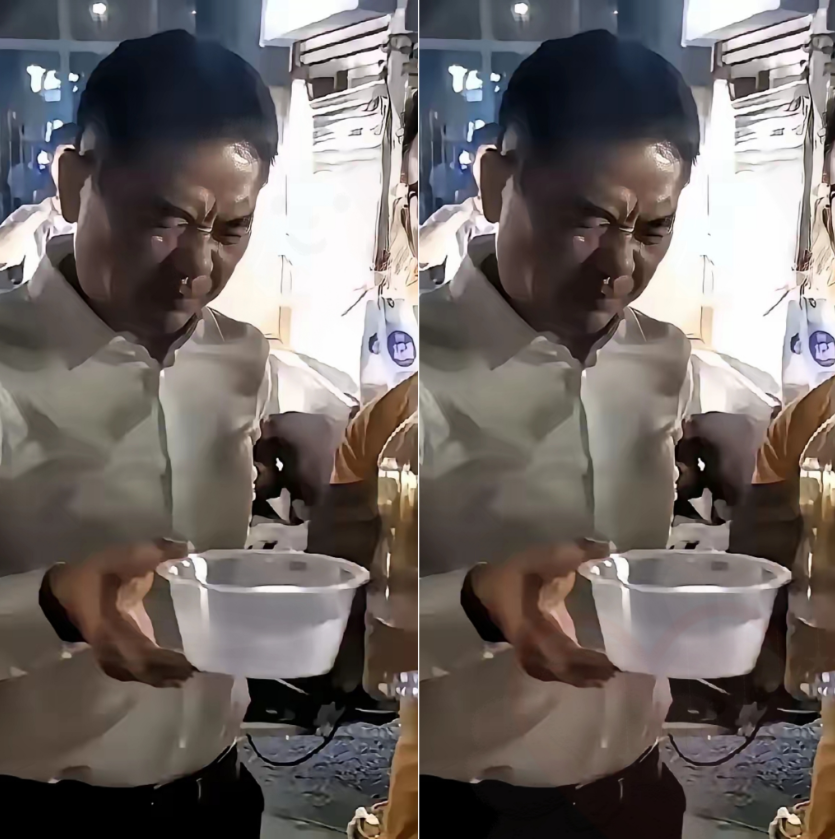 刘强东夜市喝大酒这事一出来，某些精英的价值观完蛋了！不是因为他不喝茅台五粮液，而