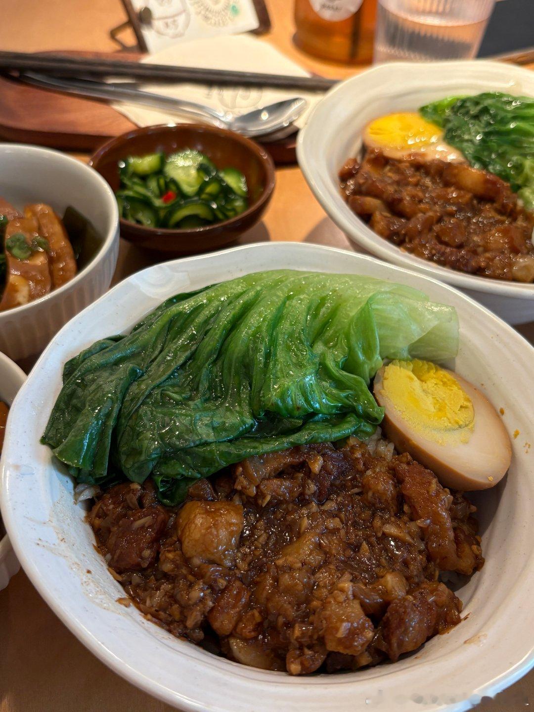 P1P2Porky是我在广州吃到的唯一正宗台湾卤肉饭（试过很多家，难吃...