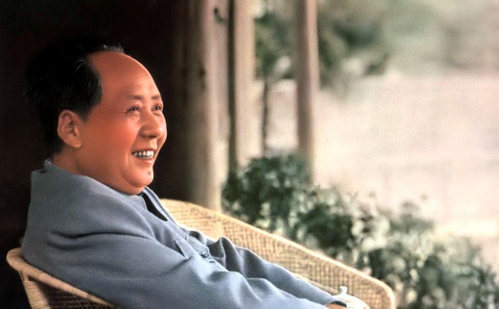 如果没有毛泽东，中国会怎样？邓小平晚年的一句话，说的很透彻。毛主席对于中国而言，