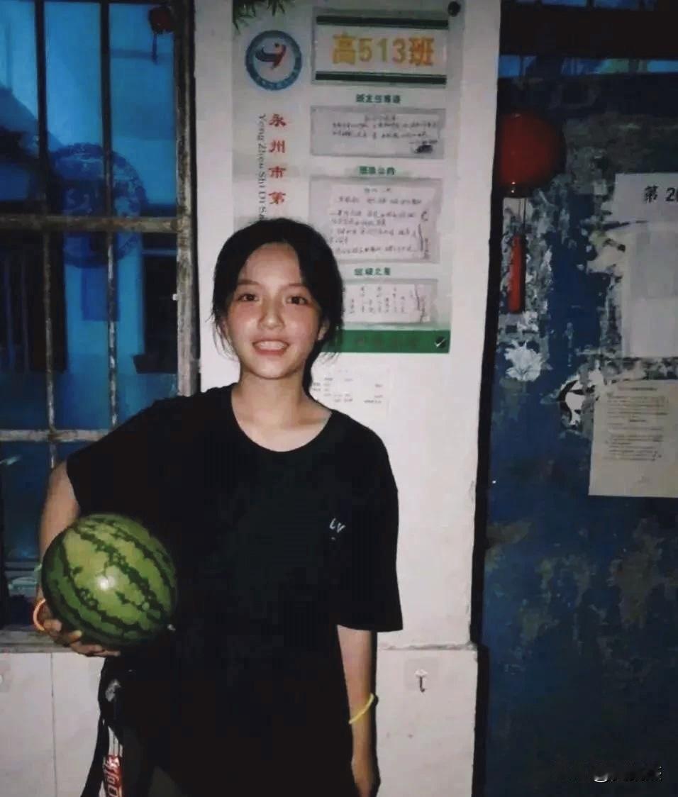 据说这张照片非常惊悚，但一般人看不出来的。[惊恐]