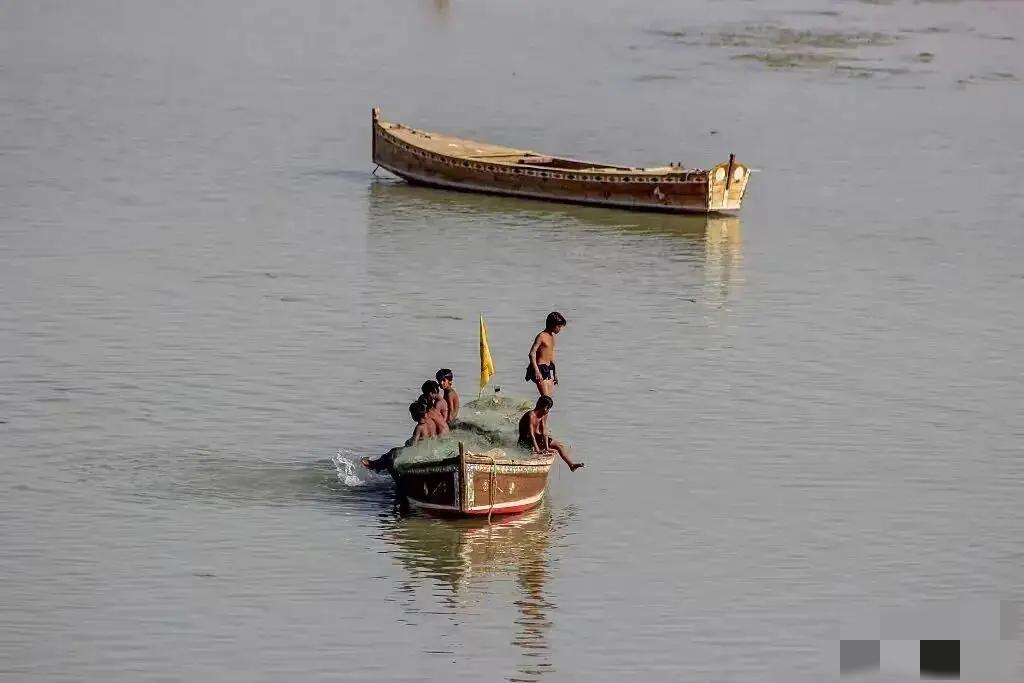 印度干事就是脏！不得不说，印度真的是完美继承了英国人的做事风格，净搞一些歪门邪道