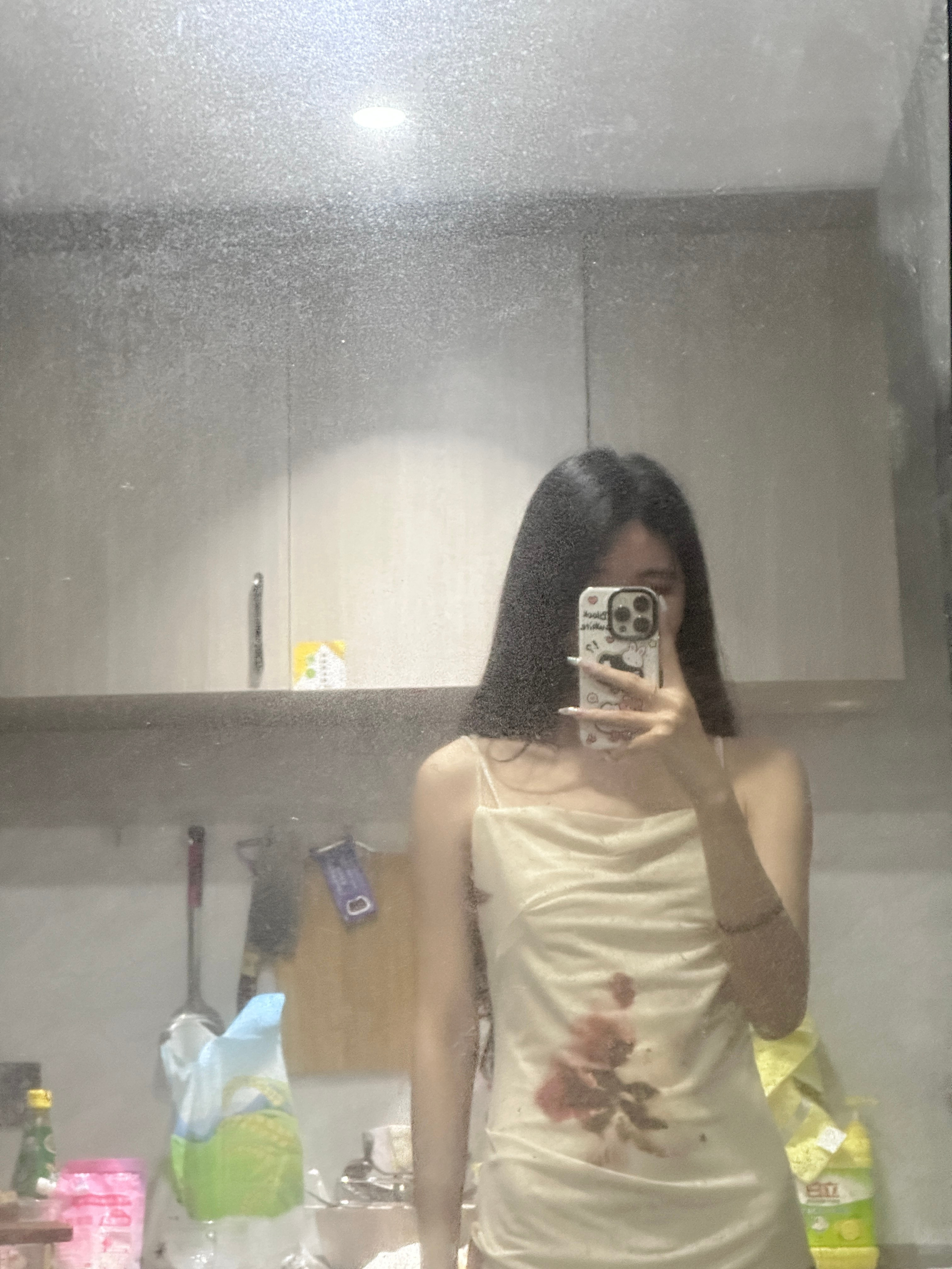 如果四选一！！！哪套穿着好看点啊啊啊啊[哭哭][哭哭]​​​