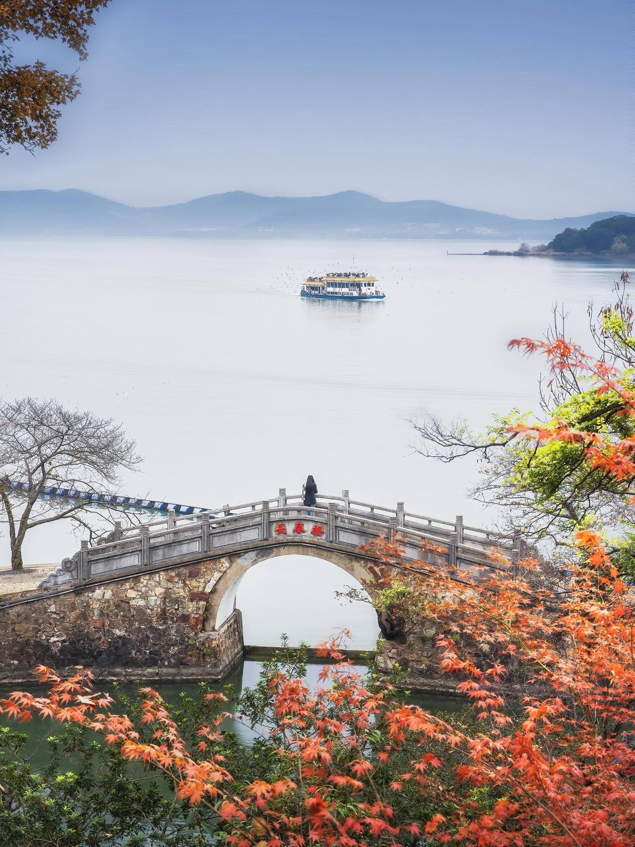 来过无锡太湖仙岛，才懂什么是人间世外桃源!太湖仙岛原名三山岛，本地人更喜欢