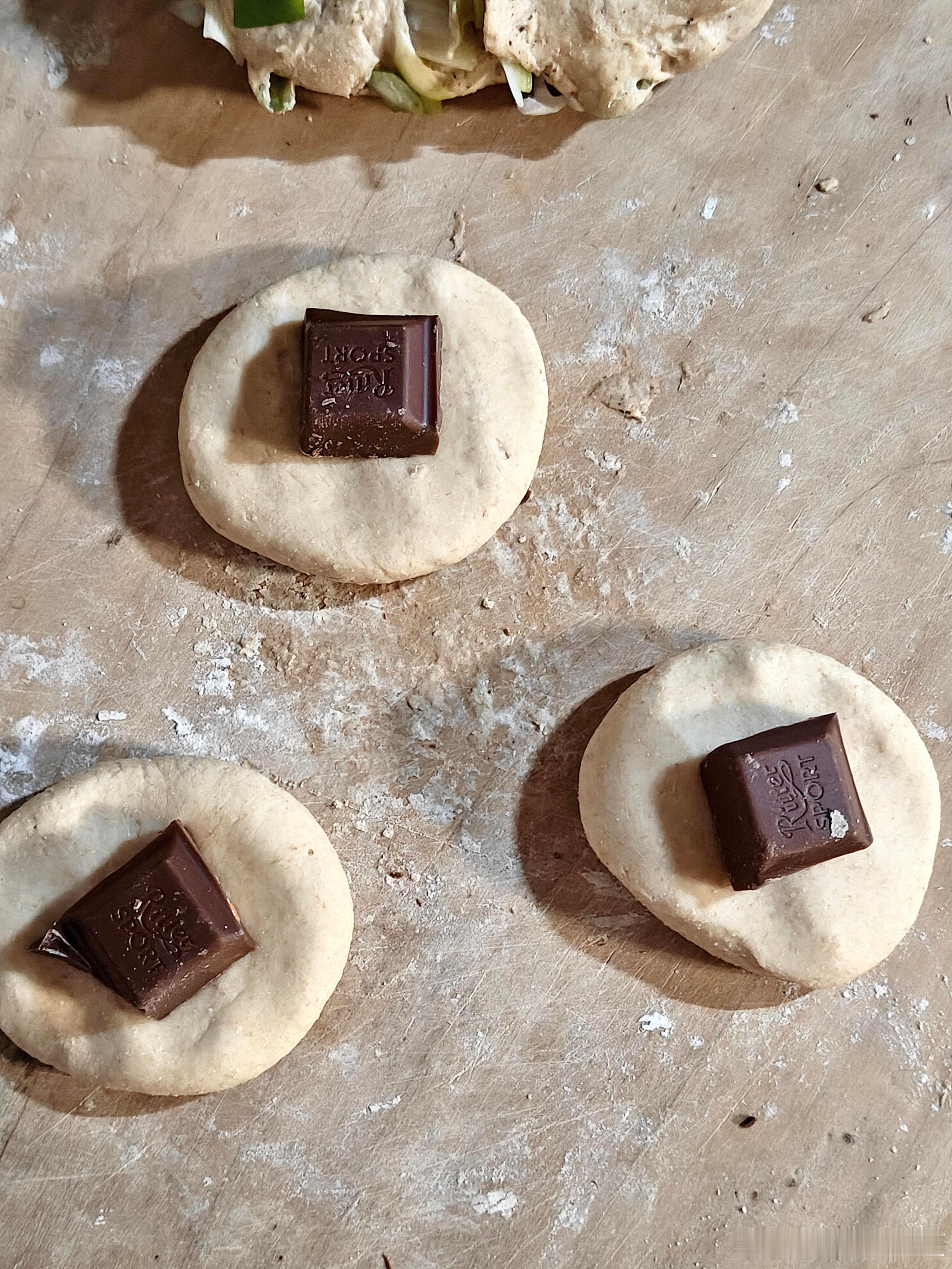 当00后学会了蒸馒头