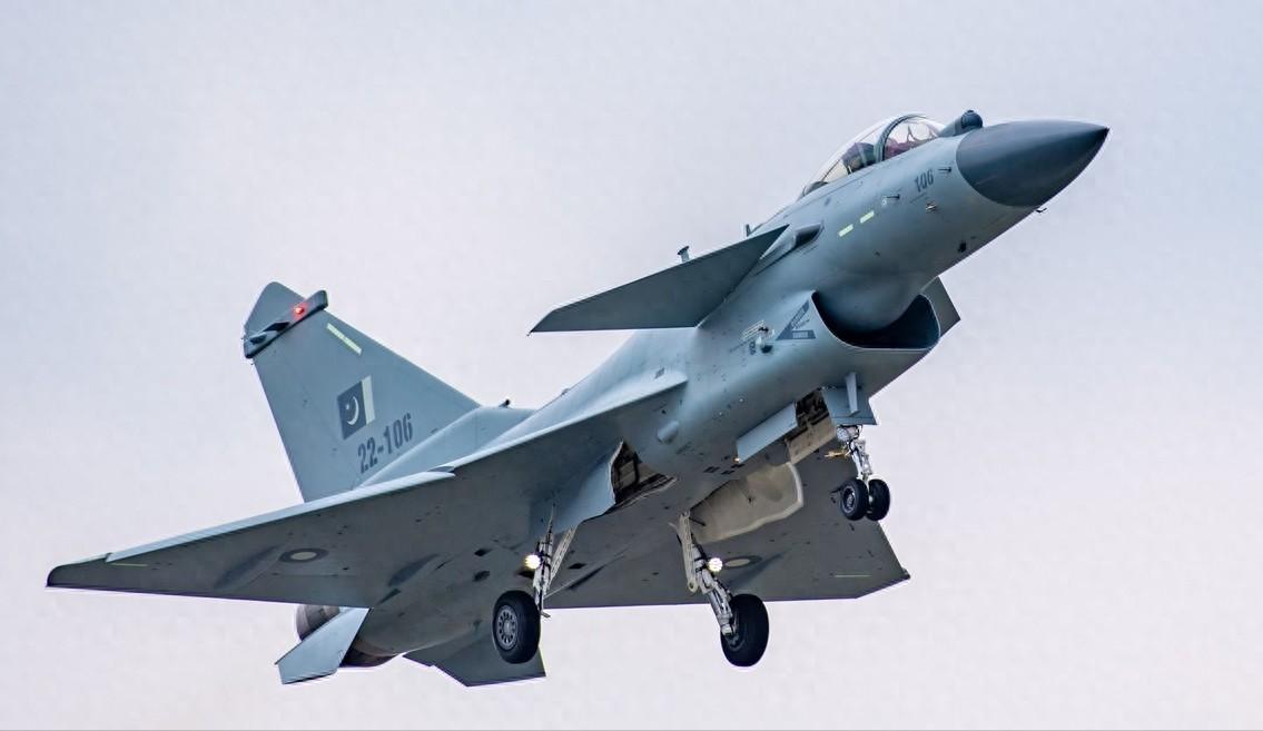 现在最难受的其实不是法国，而是那些已经装备了“阵风”战斗机的国家。在国际军