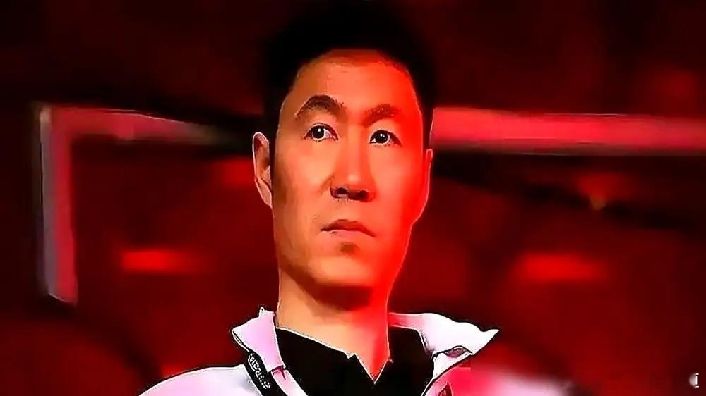 王励勤手把手带的19岁姑娘打比赛被覃予萱零封了。这姑娘是王励勤重点培养的，结果