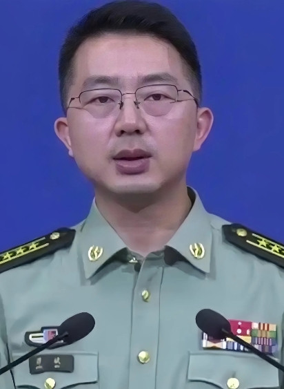 就在刚刚——国防部一句话引爆热搜，电磁弹射福建舰离入列更近了8月8日下午，中国