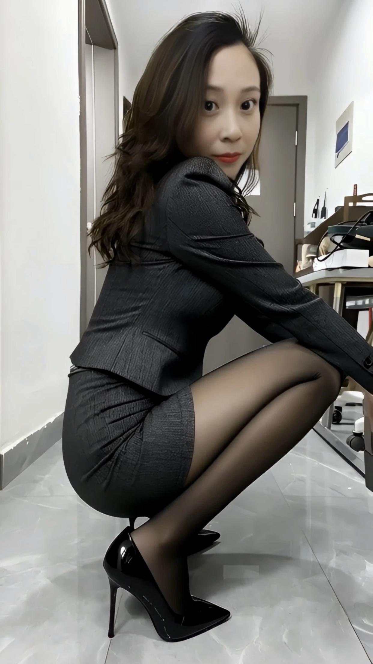 晒出你的通勤鞋职场女强人，黑色通勤鞋，优雅气质满满！