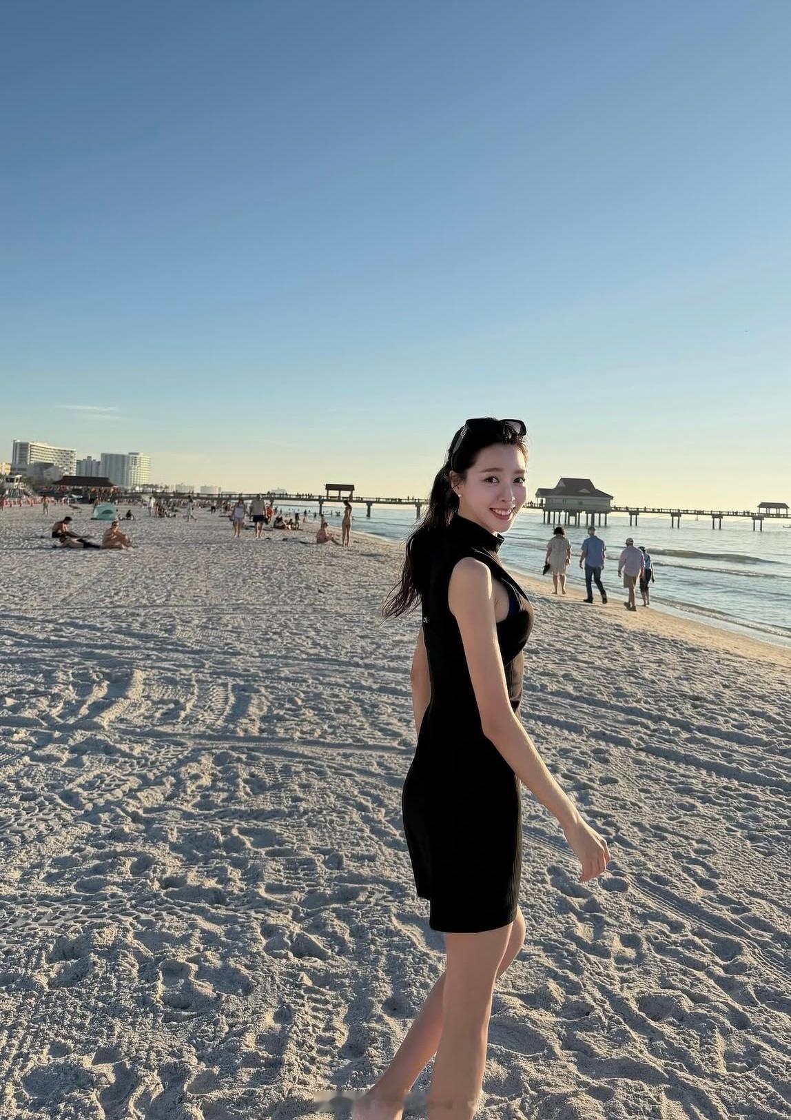 穿搭分享连续更新第2663天韩国时尚女生日常搭配韩系穿搭超能新星汇新星v计划开