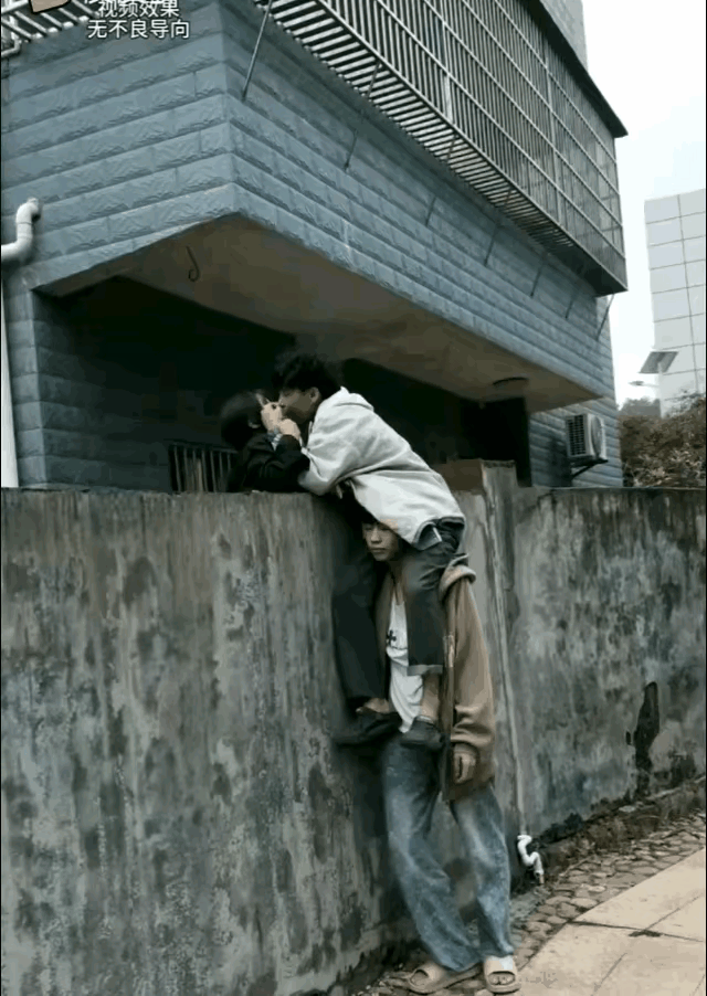 这才是真兄弟！！[呲牙笑][呲牙笑][呲牙笑]