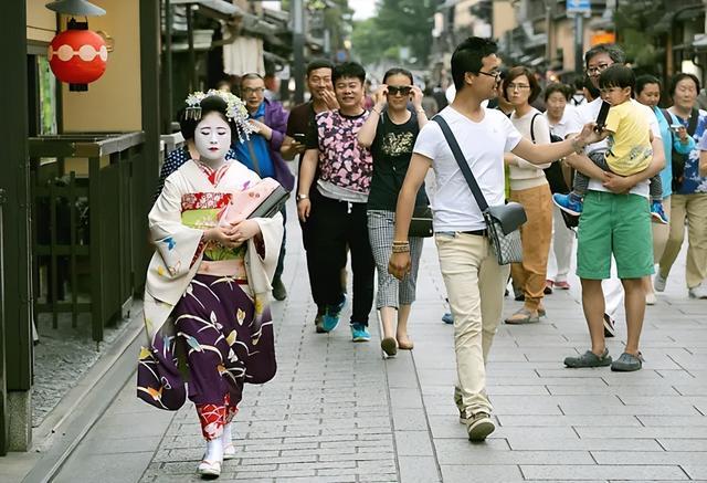 赴日游客一撤，才发现中国人在日本背了多少锅！这话乍一听像气话，一开始我也这么