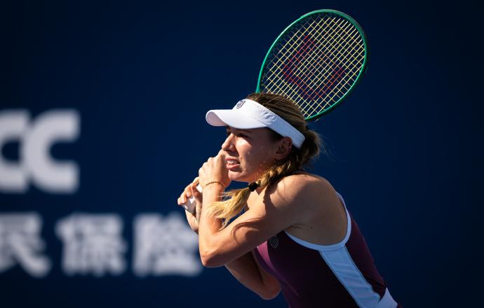 网坛爆大冷！在刚刚结束的WTA1000赛中网女单第4轮爆出冷门，赛会的19号