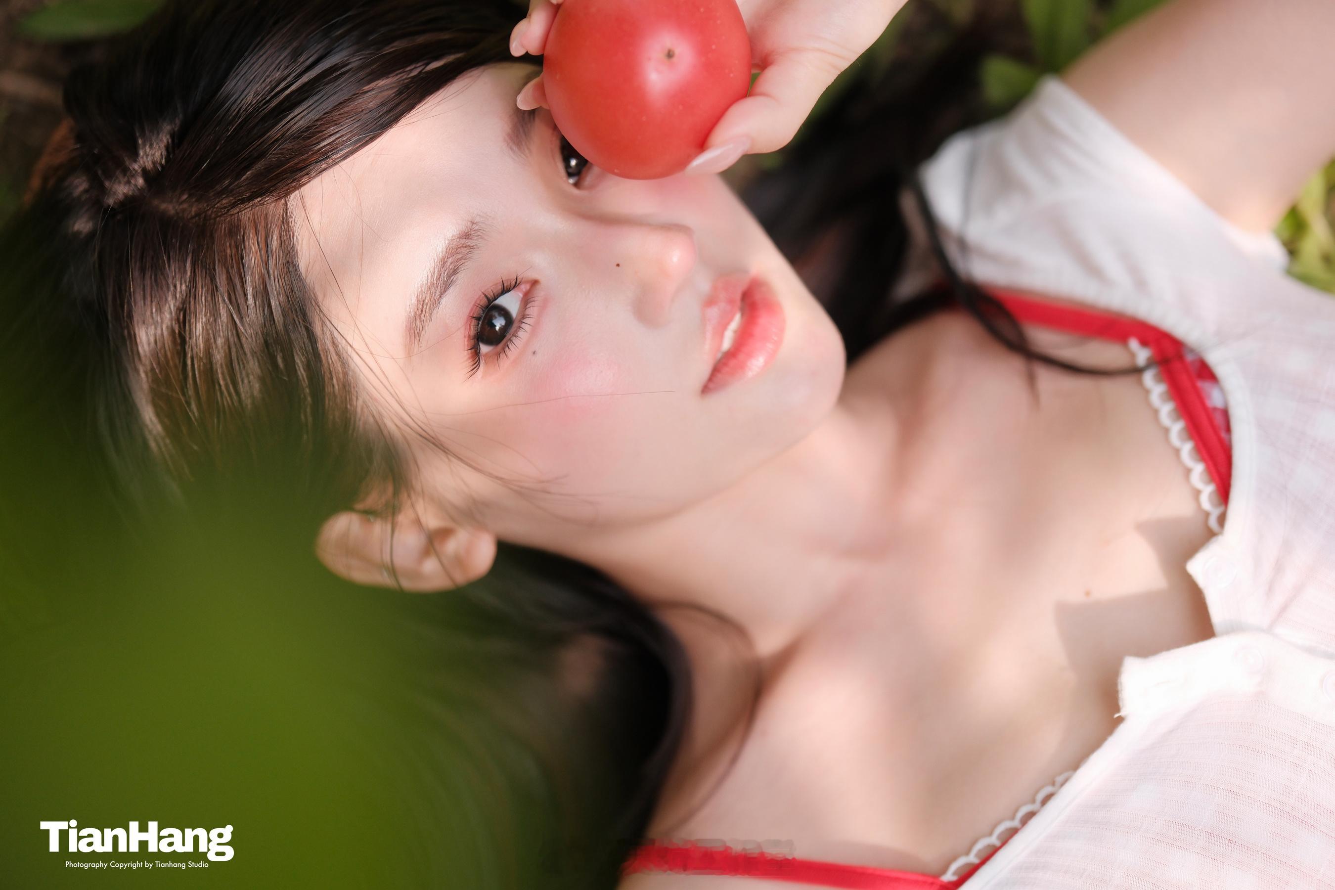 🌿把夏天调成番茄味🍅酸甜由你🧚🏻‍♀️：天航工作室韩系少女心外景​​​