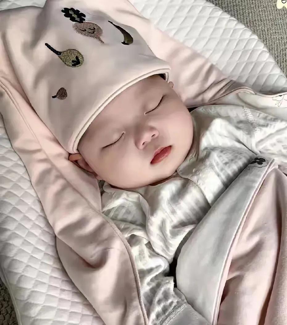 结婚三个月后丈夫去世，媳妇的一个举动，让公婆泪目了！女子和丈夫新婚燕尔，卿卿我