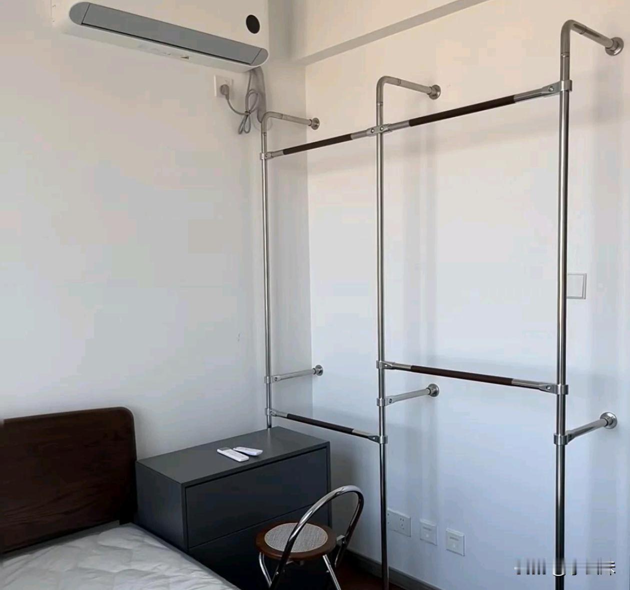 年轻人的衣柜主打一个能用就行了