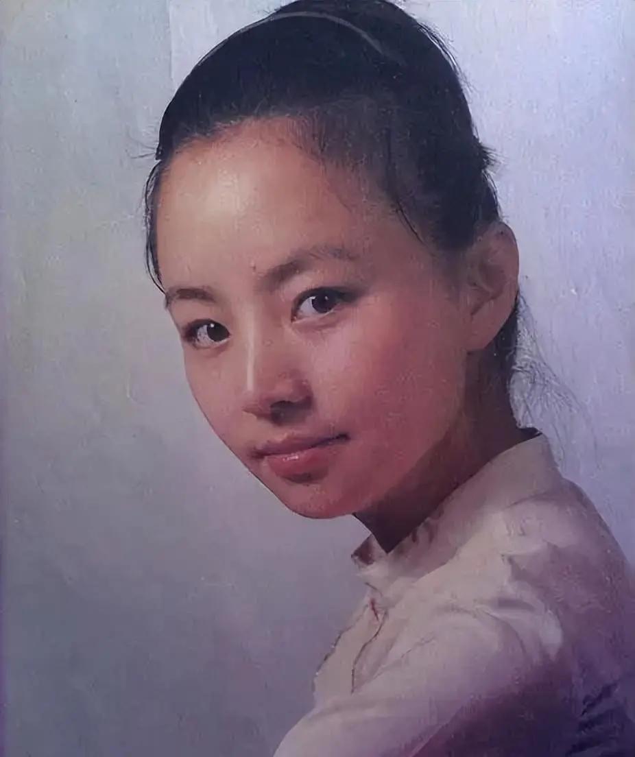 1979年，19岁的宋丹丹因为复习状态起伏不定错过了高考，之后受邻居提点，报名参