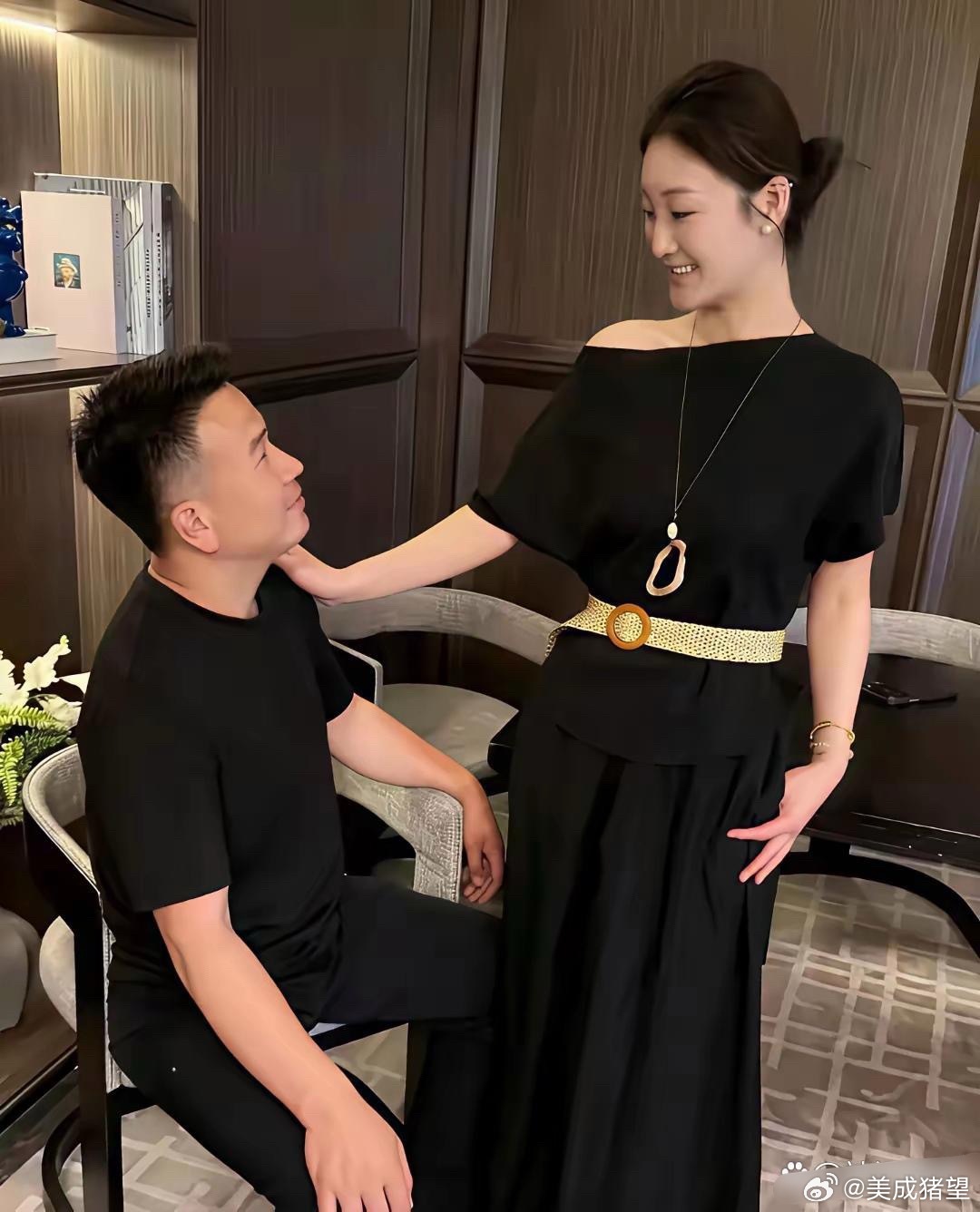 陈亚男满眼都是现任