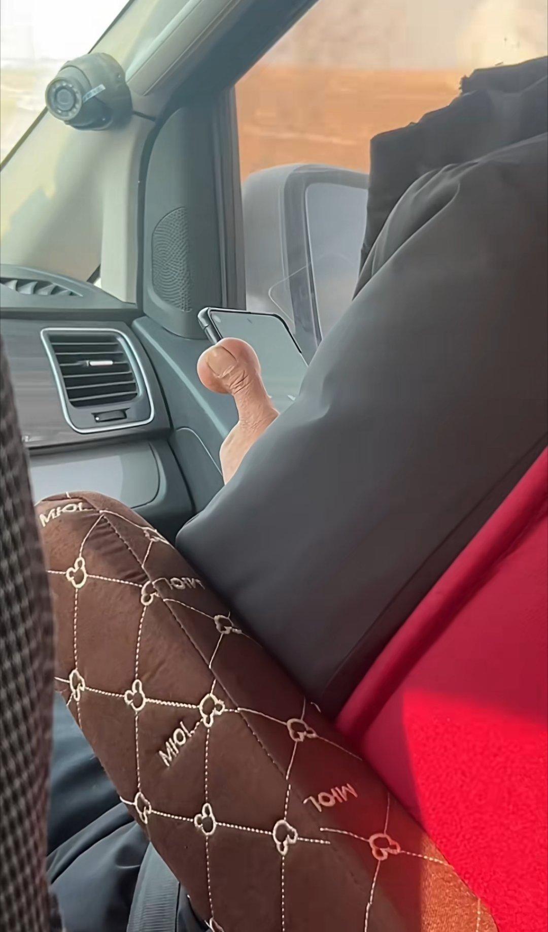 搭顺风车遇见一奇人