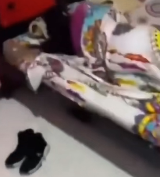怎么感觉老婆今天怪怪的？