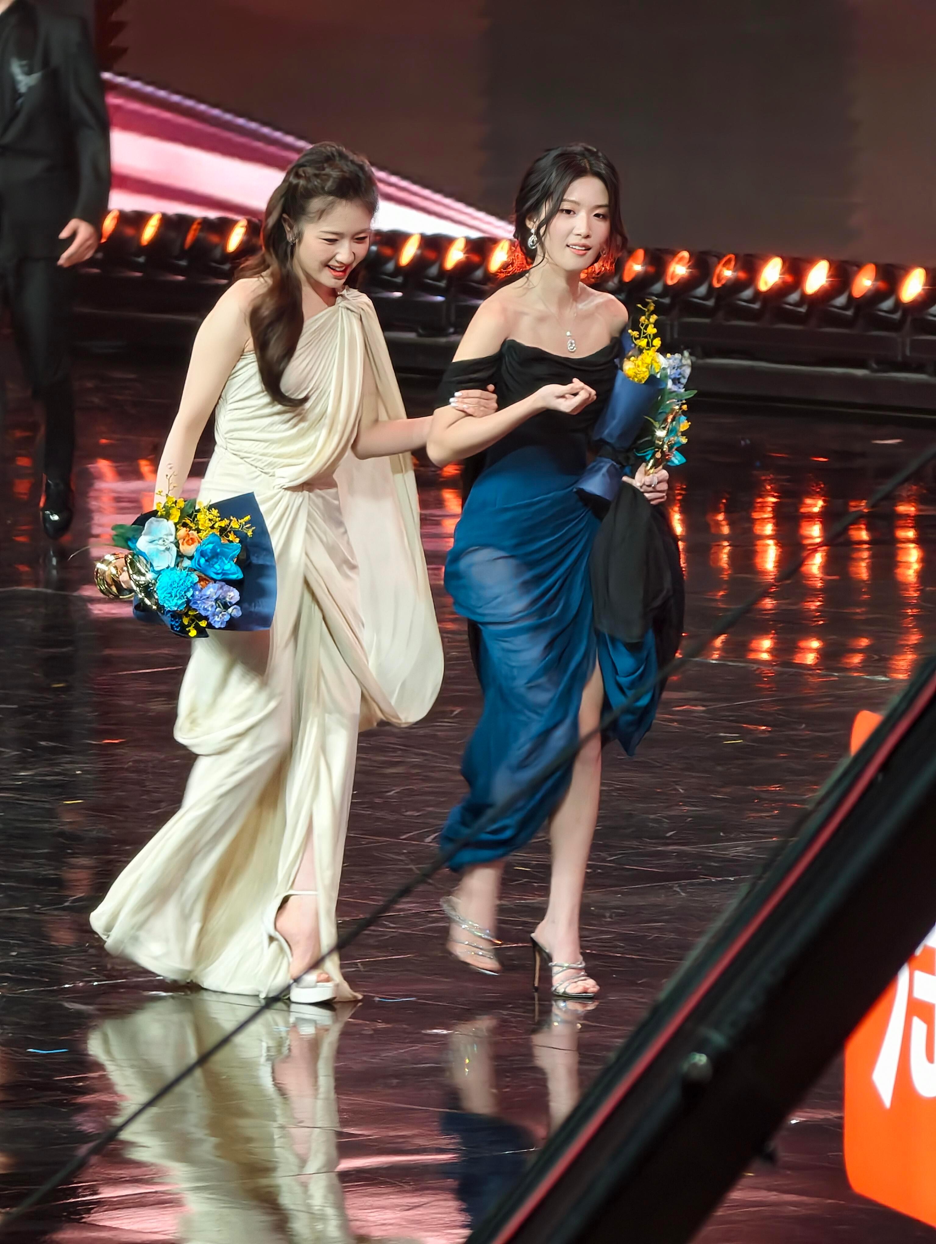 卢昱晓·李兰迪x微博之夜内场舞台生图