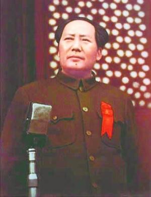 原中央宣传部长邓力群说：“越往后毛主席的影响会越大，中国外国，都需要了解毛主席，