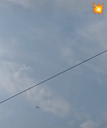 银杏黄的季节，银杏叶又飘来了！回顾年内试飞，已进行了三发动力系统测试、空中放油测