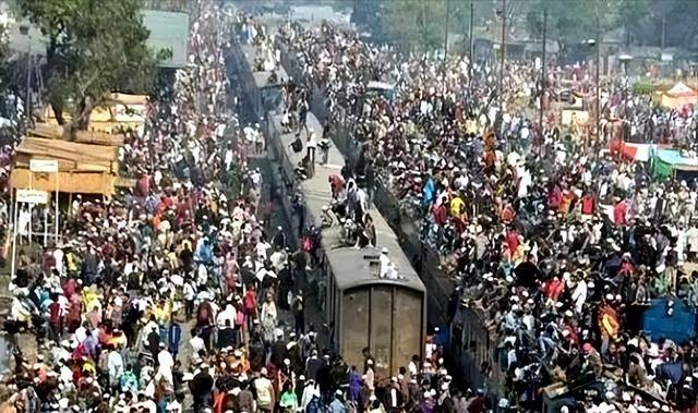 印度极有可能成为一颗”毁灭“世界的定时炸弹，要知道，印度人口看似15亿，但明眼人