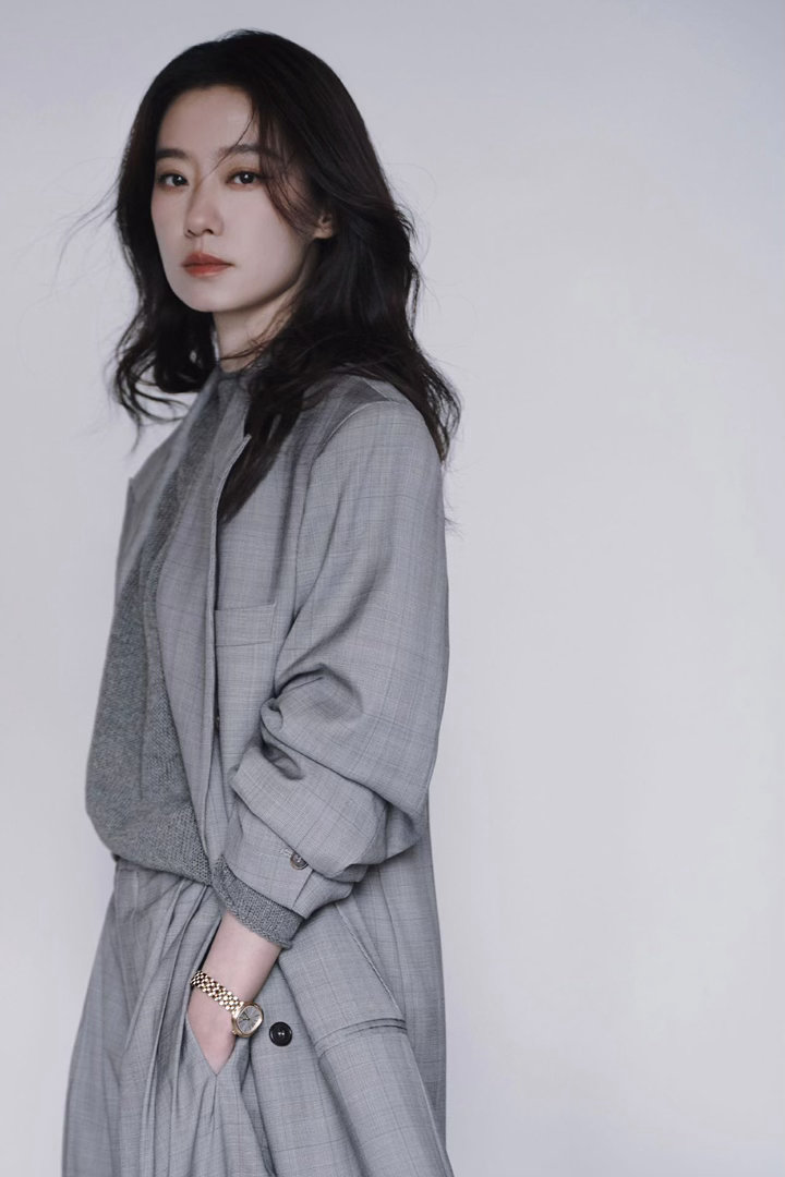 张小斐新身份看到张小斐的新动态，直接眼前一亮！身份跨界但初心不改，用专业的眼光