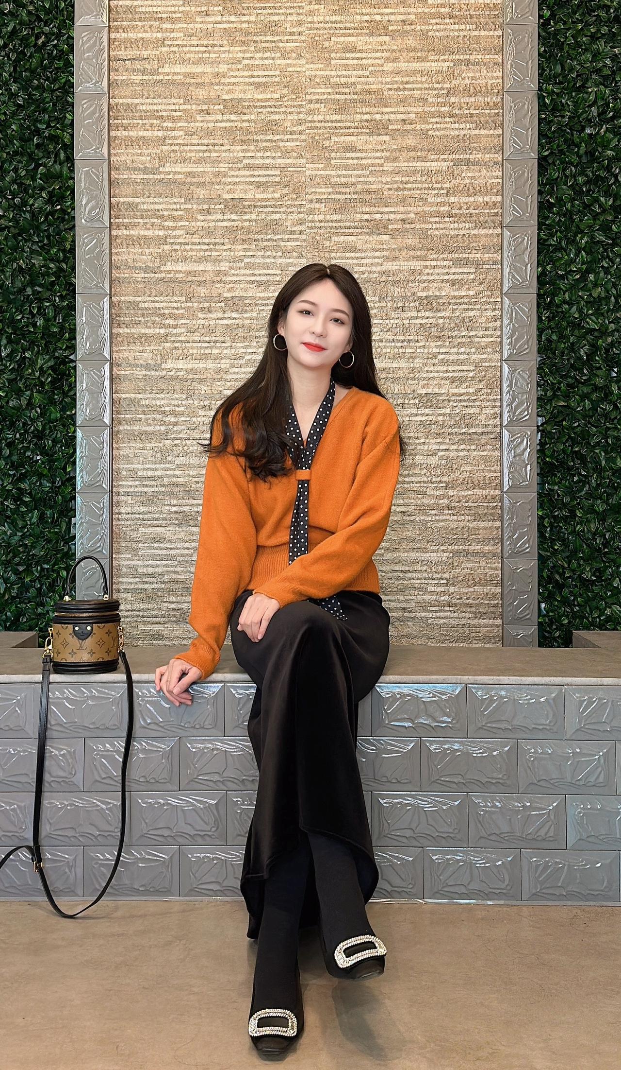 三十岁后胶原退场骨相登场各有风姿何惧时光打底衫