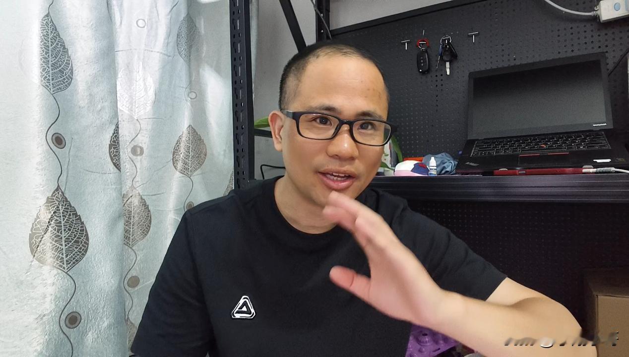 新能源汽车泡沫破灭之后，车企势必会做3件事，件件都是套牢消费者。所以，我个人建议