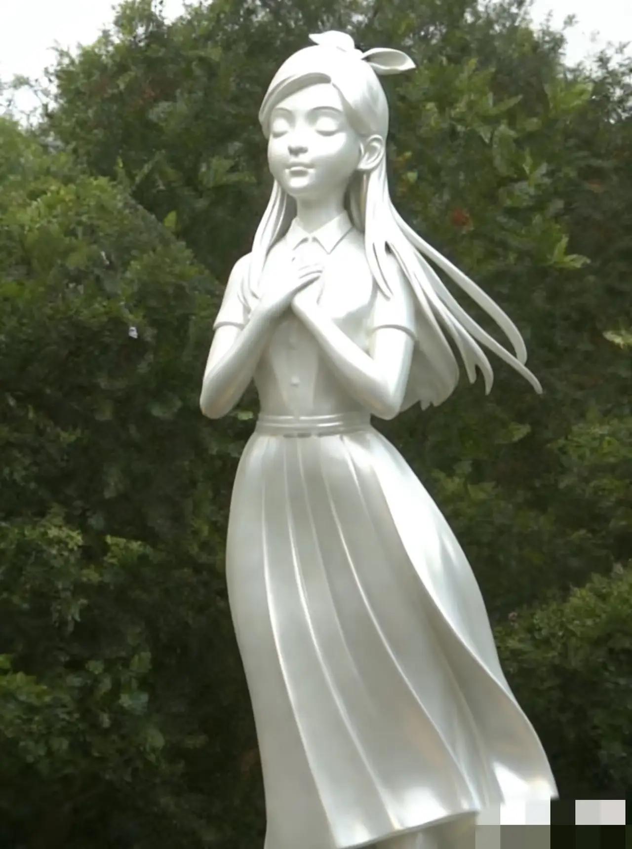 时隔一年大S雕像终于落成，像个小仙女呢，但确实不像大S啊！不过倒是蛮好看的。具俊