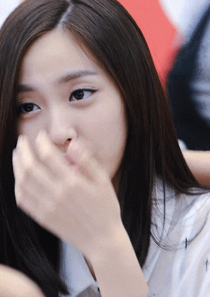 ></p></a>> 姑娘对着镜子挖鼻孔, 也是那么美 搞笑幽默笑话gif图:这车是怎么